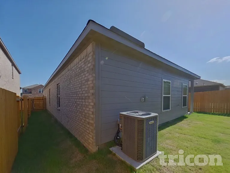 1208 Dye Blvd — Photo 18