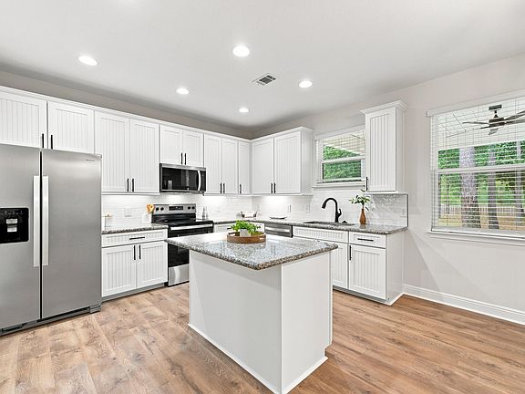 2nd image of 41 Haven Way