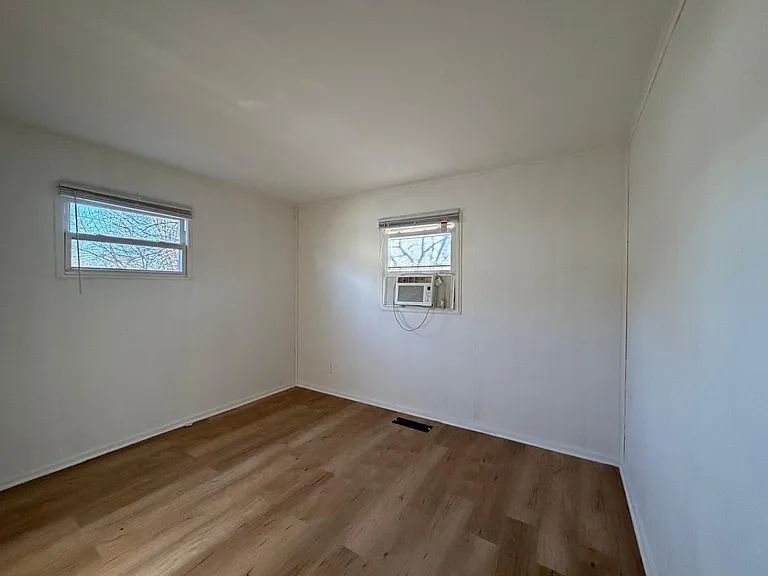 1440 Azalea Dr — Photo 4