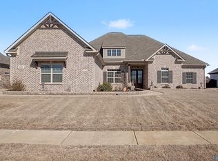 109 Thorogood Dr, Meridianville, AL 35759