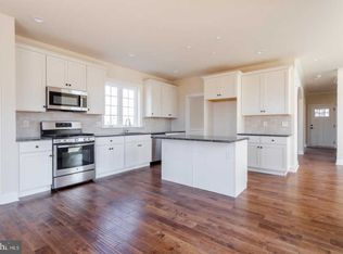 4 Frame Ave, Malvern, PA 19355