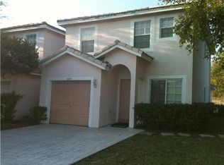 8091 NW 45th St, Coral Springs, FL 33065