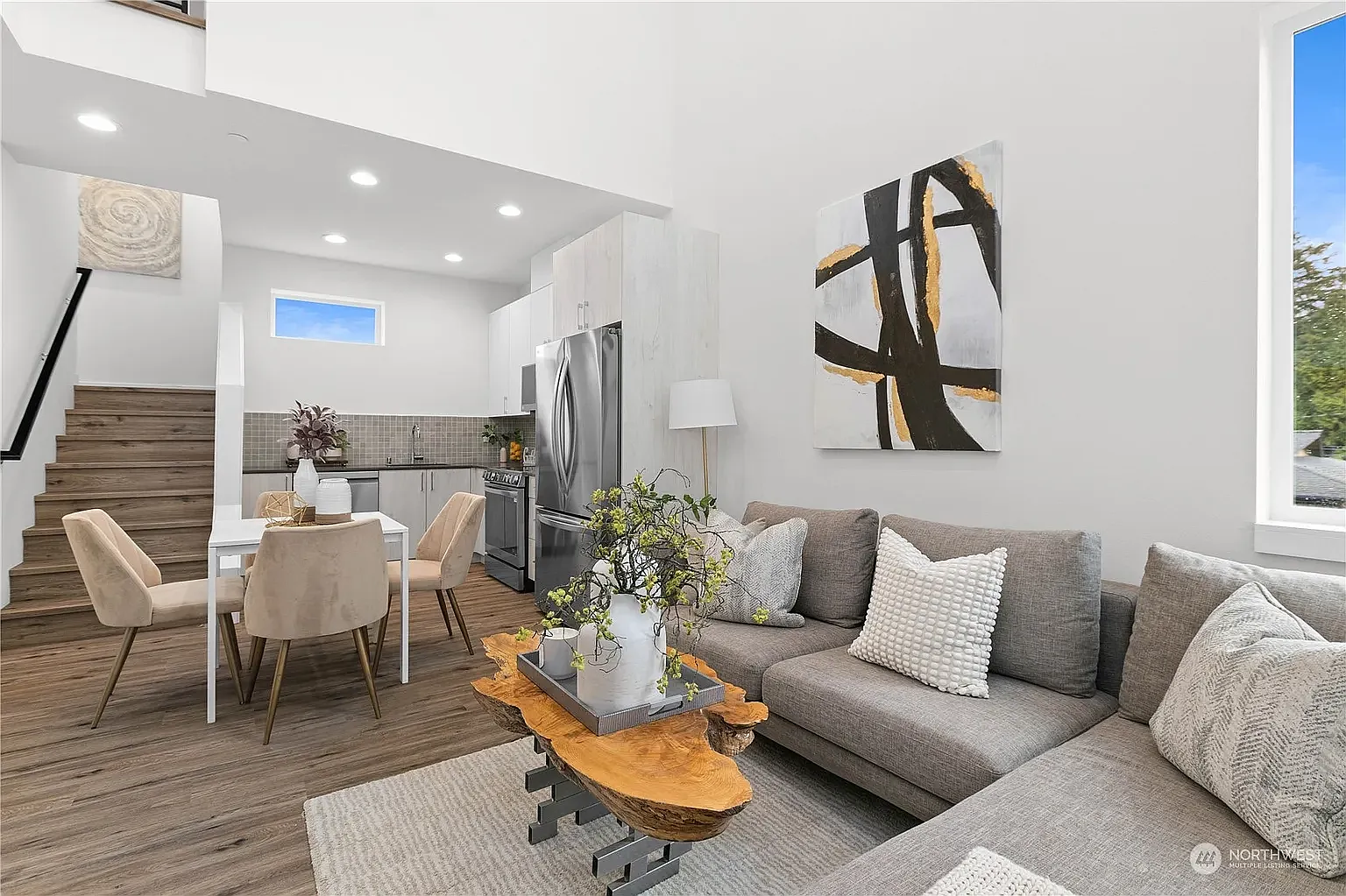 2 bed, 1366 sqft, $3,375 — Photo 4