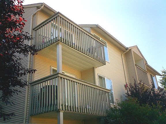 2nd image of 10352 Stone Ave N #3