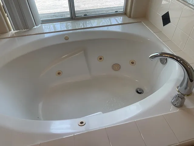 858 Evergreen Ln — Photo 5