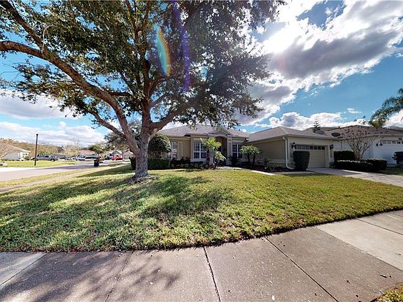 3rd image of 13668 Bluewater Cir