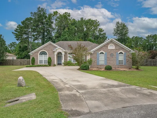 2 Magpie Trl, Crawfordville, FL 32327