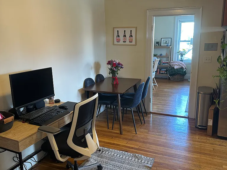 38 Day St Apartments — Photo 26