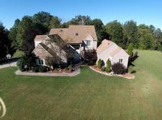 10895 Erindale Ct, Holly, MI 48442