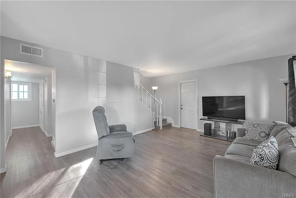 Building Photo - 15735 Stanbrook Dr