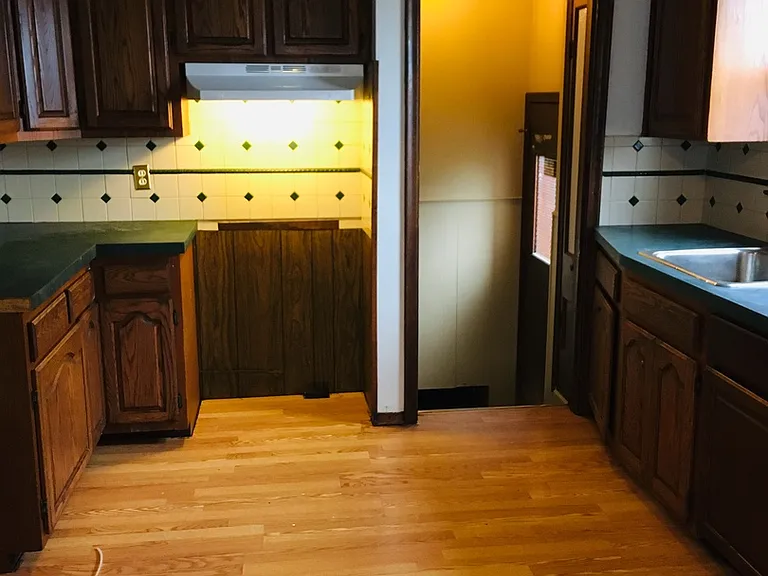 14989 Lincoln Ave — Photo 9