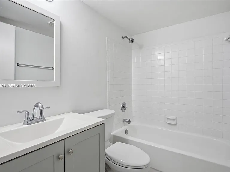 9994 Nob Hill Ct #9994 — Photo 10