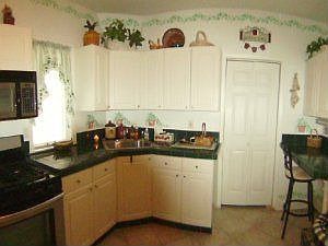 3rd image of 27 Windom Ave