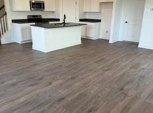 1730 Bennett Village Dr, Maryville, TN 37804