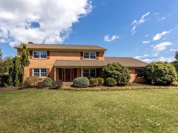 40 Dalhousie Rd, Waynesboro, VA 22980