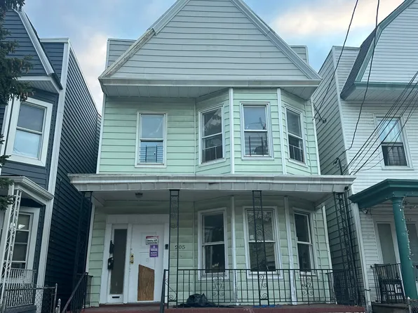205 Clinton Ave, Jersey City, NJ 07304