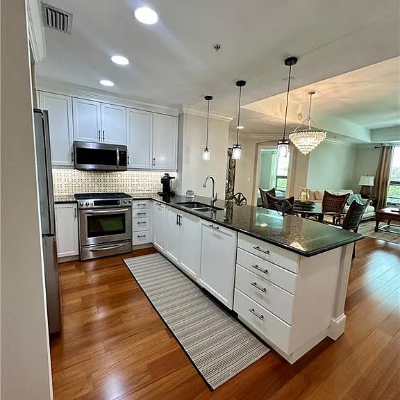 9115 Strada Pl #5211 — Photo 2
