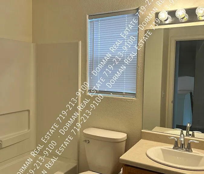 8774 Silver Glen Dr — Photo 15