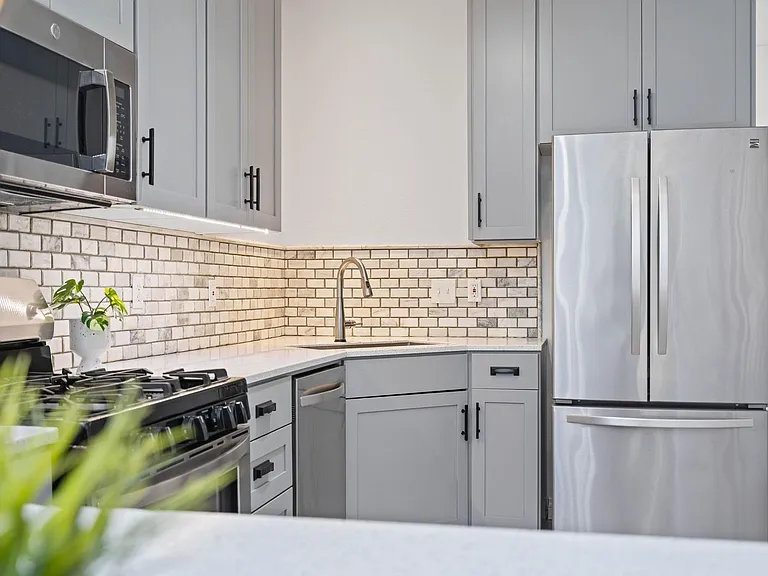 8526 N Haven Ave — Photo 10
