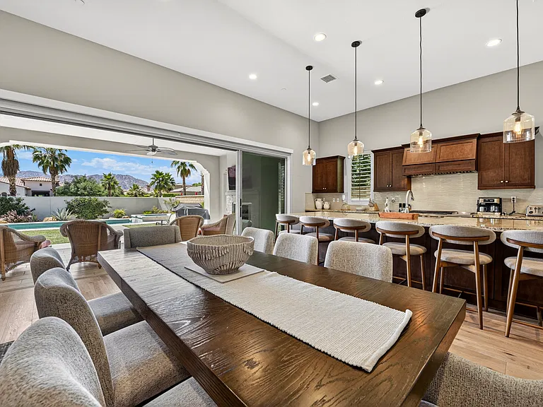 55120 Autumn Valley Ct — Photo 6
