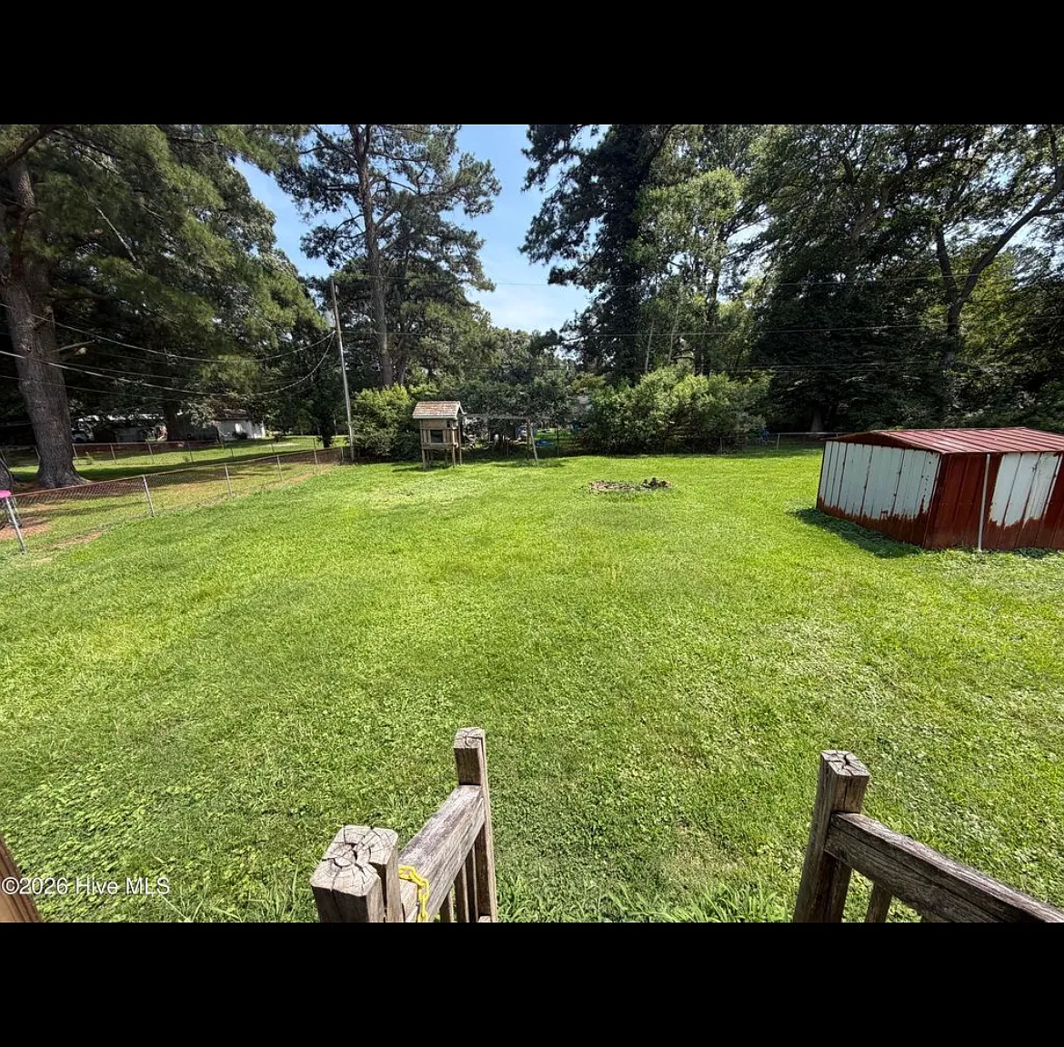 2 bed, 974 sqft, $1,600 — Photo 2