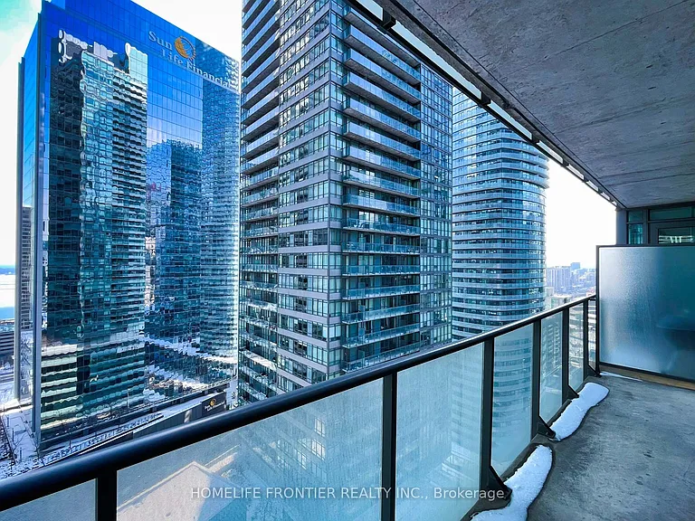 65 Bremner Blvd #2111 — Photo 22