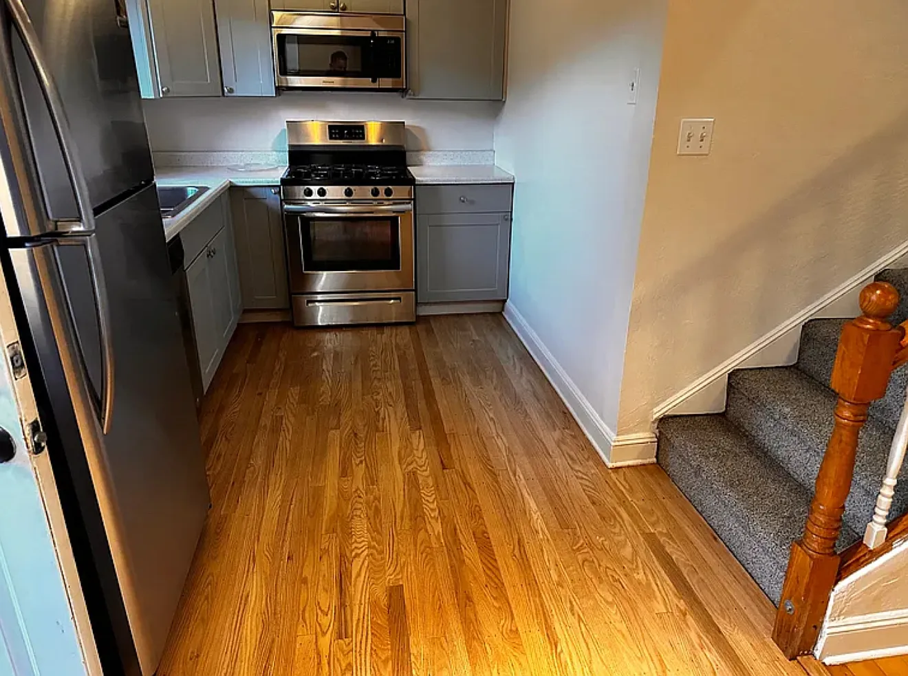 2 bed, 1100 sqft, $2,975 — Photo 4