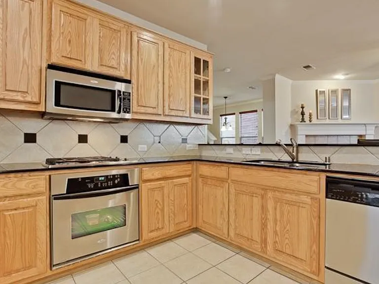 5409 Buckland Dr — Photo 7
