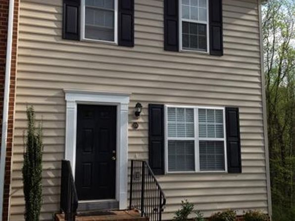 110 Aaron Pl APT 106