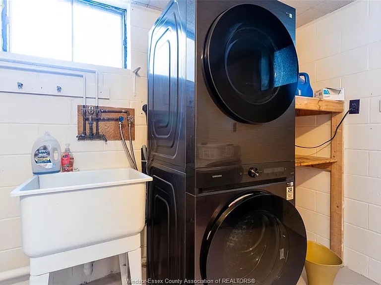 760 Wallace Ave — Photo 21