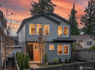 11217 NE 95th St, Kirkland, WA 98033