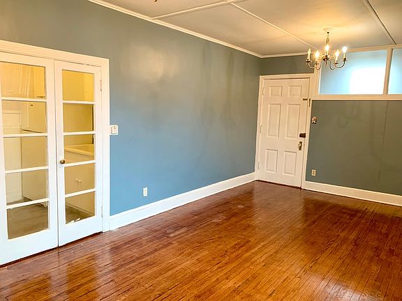 4th image of 925 3rd Ave APT 8