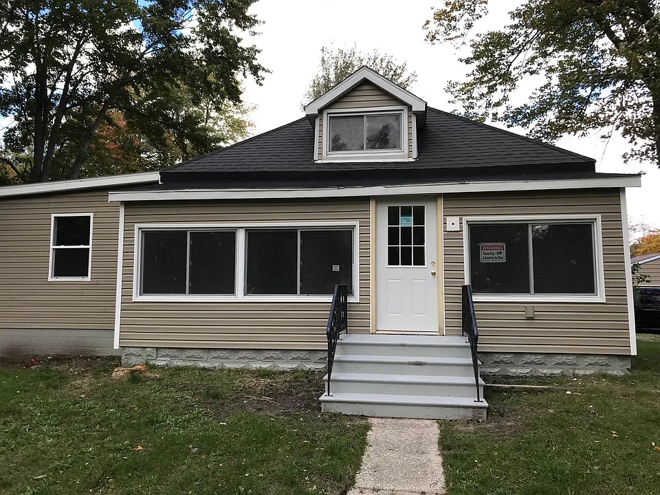 648 Judson Rd