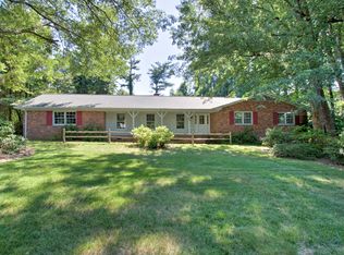 4500 Ramblewood Dr, Greensboro, NC 27406
