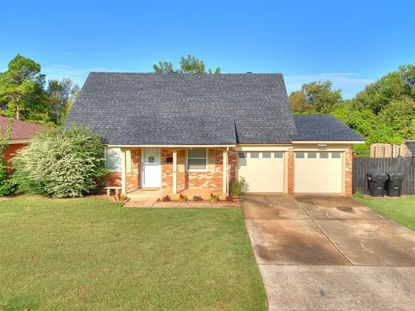 1013 Highlander Dr, Moore, OK 73160