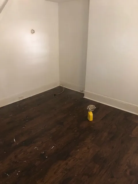 2 bed, 950 sqft, $1,370 — Photo 3