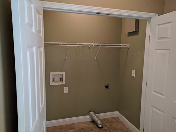 Convenient laundry closet