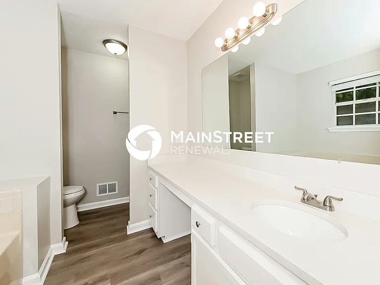 Main Bathroom
