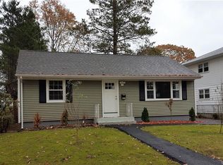 221 3rd Ave, West Haven, CT 06516