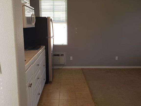 4th image of 730A Nile River Dr