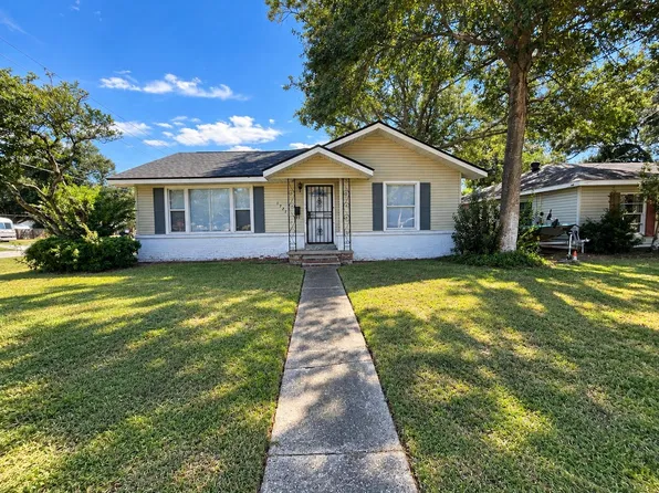 1722 11th St, Lake Charles, LA 70601