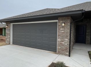 213 Park Pl, Yukon, OK 73099