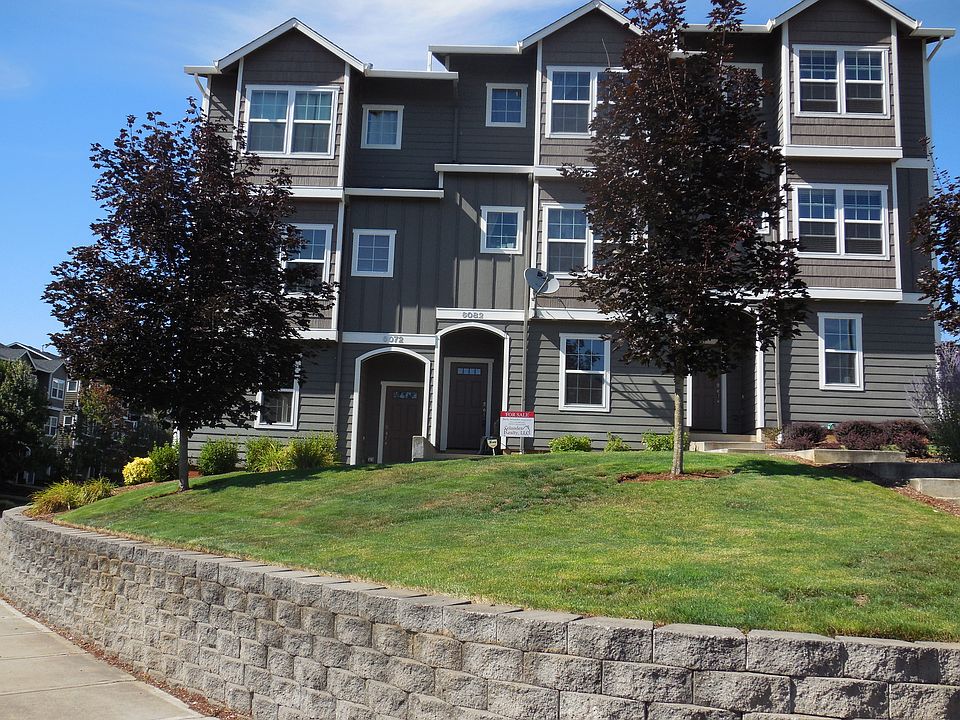 1st image of 6082 Blue River Dr SE