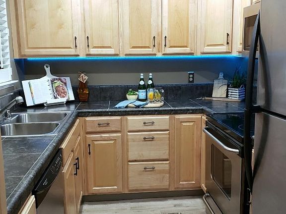 4th image of 7711 Juan Way APT 20B