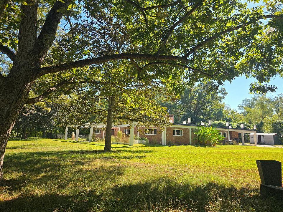 1st image of 125 Lindley Ln