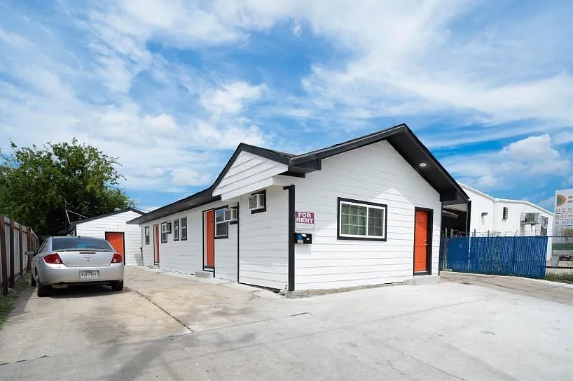 Building Photo - 1426 Telephone Rd #1BD