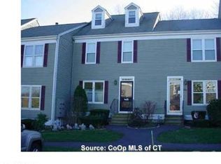 15 Summerhill Dr, Wallingford, CT 06492