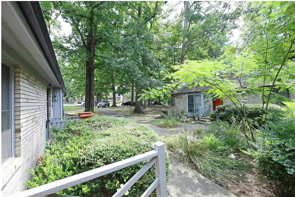 Building Photo - 4733 Matt Dr #C