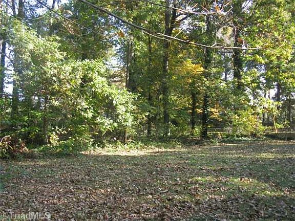 4th image of 1511 Country Side Dr