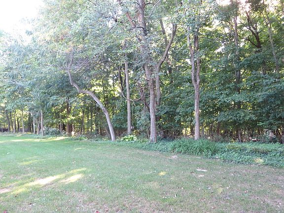 4th image of 19121 Norwood Dr